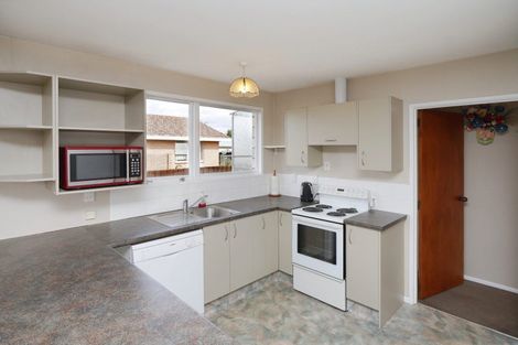 Photo of property in 12 Seadown Crescent, Amberley, 7410