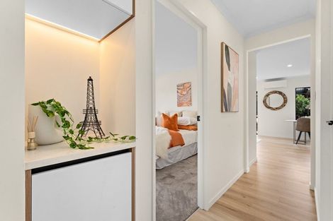 Photo of property in 21 Sandwick Drive, Weymouth, Auckland, 2103