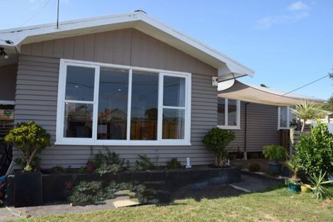 Photo of property in 24 Metcalfe Road, Ranui, Auckland, 0612
