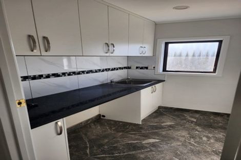 Photo of property in 12 Buckingham Crescent, Manukau, Auckland, 2025