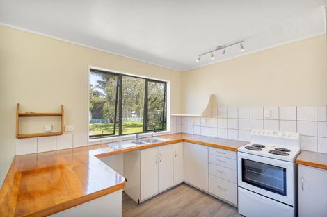 Photo of property in 92 Catherine Crescent, Whitianga, 3510