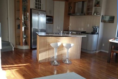 Photo of property in 62 Scarlet Oak Drive, Schnapper Rock, Auckland, 0632