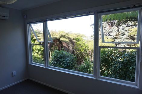 Photo of property in 10 Viking Avenue, Hillsborough, Auckland, 1042