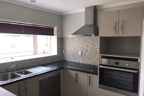 Photo of property in 22 Ruze Vida Drive, Massey, Auckland, 0614