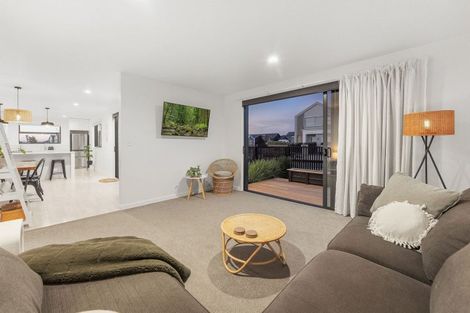 Photo of property in 1 Chrysler Street, Papamoa, 3118