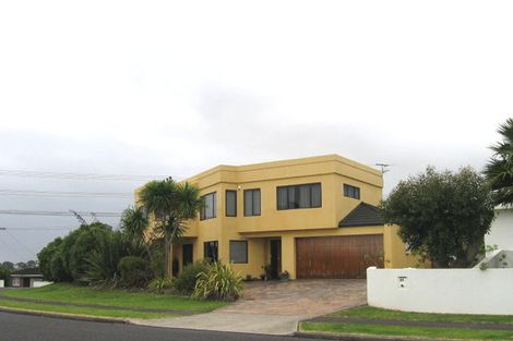 Photo of property in 1/2 Beatrice Avenue, Hillcrest, Auckland, 0627