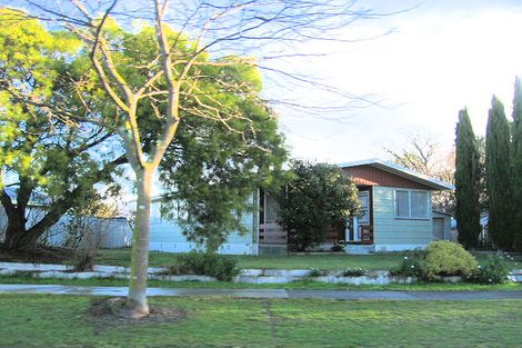 Photo of property in 52 Columbus Crescent, Flaxmere, Hastings, 4120