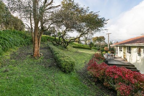 Photo of property in 6 Domain Road, Waipawa, 4210