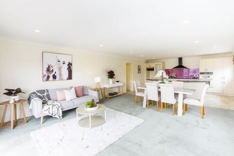 Photo of property in 51 Riverstone Drive, Riverstone Terraces, Upper Hutt, 5018