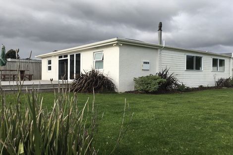 Photo of property in 111 Peat Avenue, Kai Iwi, Whanganui, 4574