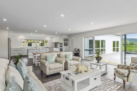 Photo of property in 44a Mountain View Drive, Manakau, Otaki, 5583