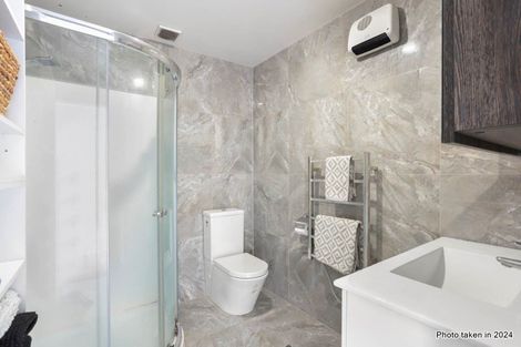Photo of property in 9/17a Delta Avenue, New Lynn, Auckland, 0600