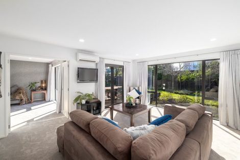 Photo of property in 7 Sentinel Place, Halswell, Christchurch, 8025