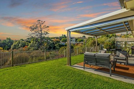 Photo of property in 162 Oteki Park Drive, Welcome Bay, Tauranga, 3112