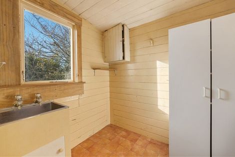 Photo of property in 23 Falstaff Street, Stratford, 4332