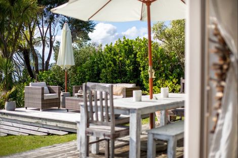 Photo of property in 37 Bay View Road, Raglan, 3225