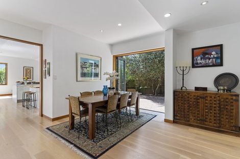 Photo of property in 98 Aberdeen Road, Campbells Bay, Auckland, 0620