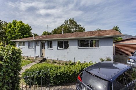 Photo of property in 16 Lacy Gate Place, Woodend, 7610