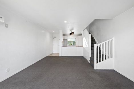 Photo of property in 2/77 Saint George Street, Papatoetoe, Auckland, 2025