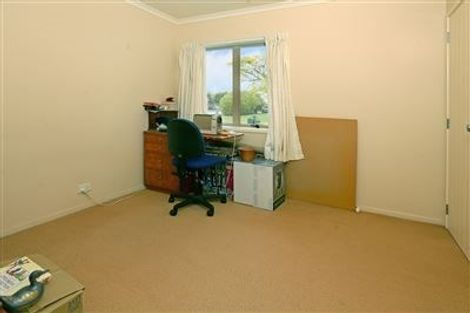 Photo of property in 1 Braestar Court, Henderson, Auckland, 0612
