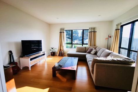 Photo of property in 14 Pohue Avenue, Huapai, Kumeu, 0810