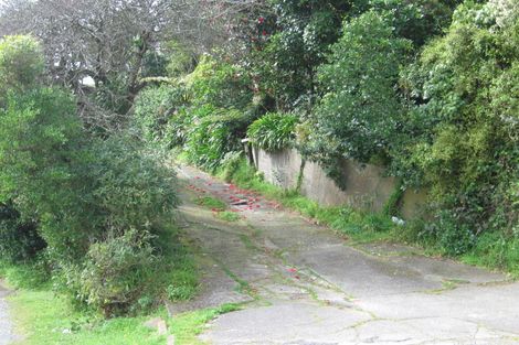 Photo of property in 48 Helston Road, Johnsonville, Wellington, 6037