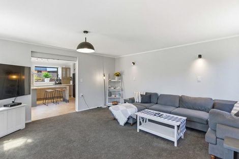 Photo of property in 13 Bahama Crescent, Paraparaumu Beach, Paraparaumu, 5032