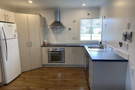 Photo of property in 18/64 Kawaha Point Road, Kawaha Point, Rotorua, 3010