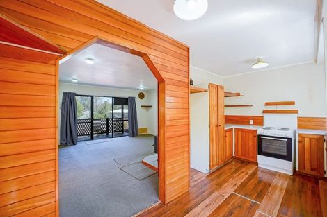 Photo of property in 1/76 Chilcott Road, Henderson, Auckland, 0612