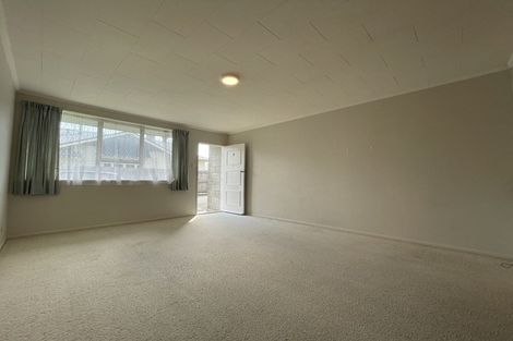 Photo of property in 2/105 Heretaunga Street, Palmerston North, 4414