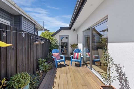 Photo of property in 35a Hewitts Road, Merivale, Christchurch, 8014