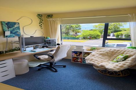 Photo of property in 33 Shearwater Street, One Tree Point, 0118