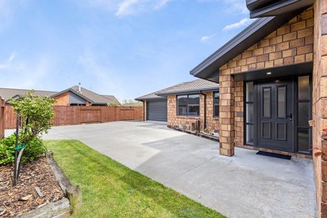 Photo of property in 7 Nevada Way, Kelvin Grove, Palmerston North, 4414