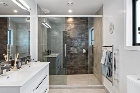 Photo of property in 12 Millhaven Place, Otaki, 5512