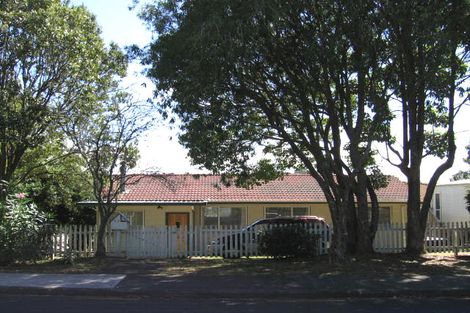 Photo of property in 77 Awaruku Road, Torbay, Auckland, 0630