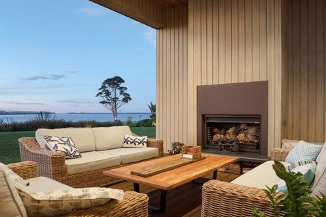 Photo of property in 37 Pahoia Beach Road, Whakamarama, Tauranga, 3172