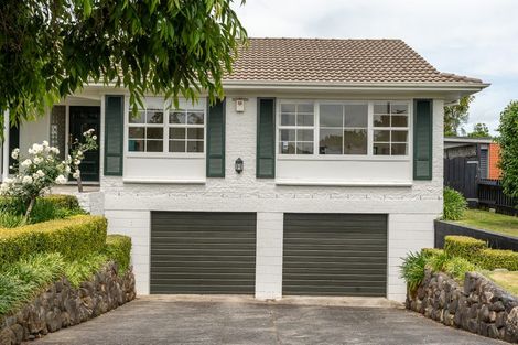 Photo of property in 8 Clements Crescent, Queenwood, Hamilton, 3210