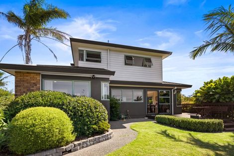 Photo of property in 48 Redwing Street, Browns Bay, Auckland, 0630