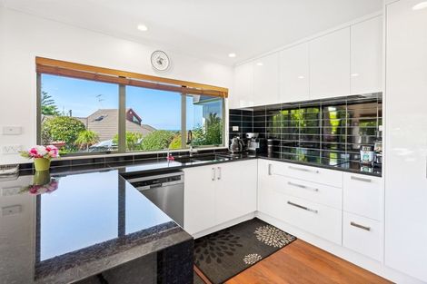 Photo of property in 48 Redwing Street, Browns Bay, Auckland, 0630
