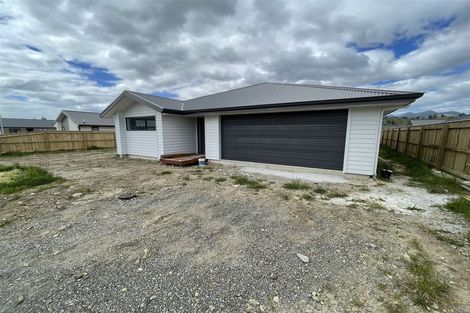 Photo of property in 20 George Fyfe Way, Wakefield, 7025