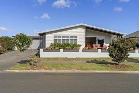 Photo of property in 14 Cassinia Close, Papamoa Beach, Papamoa, 3118