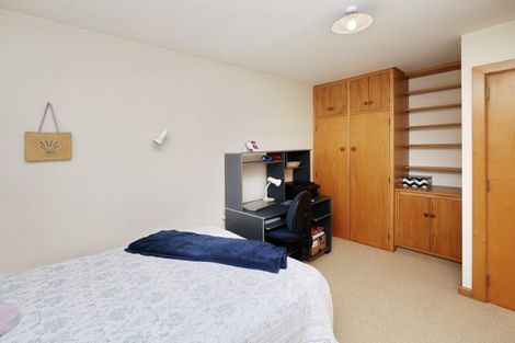 Photo of property in 2 Ward Place, Rangiora, 7400