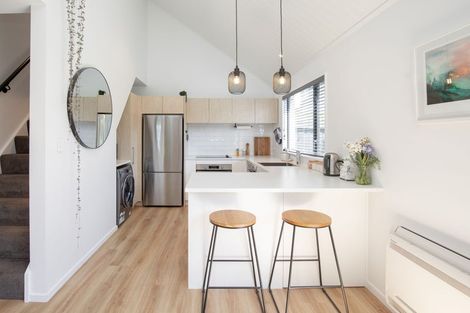 Photo of property in 2/116 Champion Street, Edgeware, Christchurch, 8013