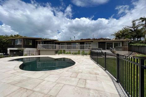 Photo of property in 1/95 Braemar Road, Castor Bay, Auckland, 0620