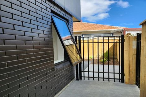 Photo of property in 3/23 Porutu Street, Fairfield, Lower Hutt, 5011