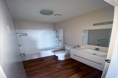 Photo of property in 8 Lipman Street, Mount Victoria, Wellington, 6011