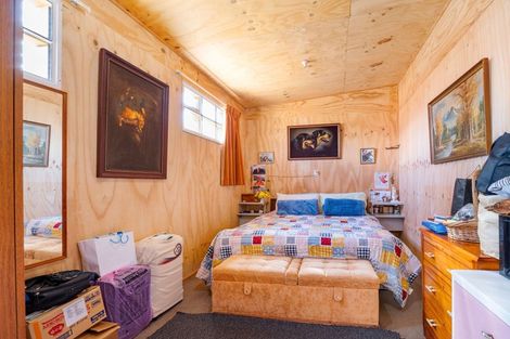 Photo of property in 1 Richardson Street, Woodville, 4920