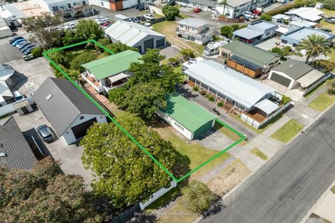 Photo of property in 100 Charleston Avenue, Whangamata, 3620