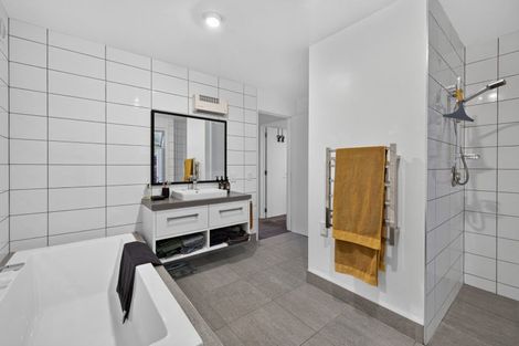 Photo of property in 308 Marine Drive, Charteris Bay, Lyttelton, 8971