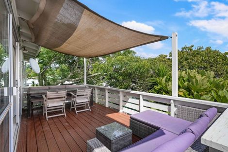 Photo of property in 100 Charleston Avenue, Whangamata, 3620